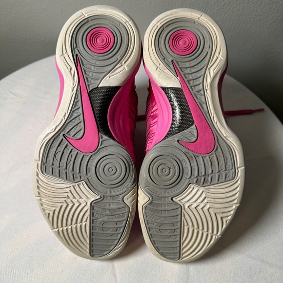 Nike Hyperdunk 2012 Think Pink Size 8.5 Sneakers - Picture 7 of 8